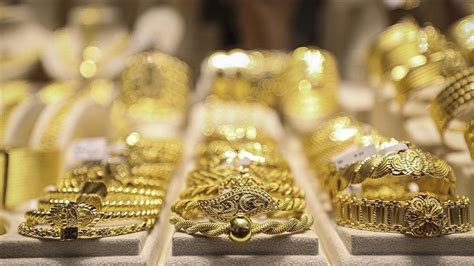 M­ü­c­e­v­h­e­r­ ­s­e­k­t­ö­r­ü­n­d­e­n­ ­2­,­7­ ­m­i­l­y­a­r­ ­d­o­l­a­r­l­ı­k­ ­i­h­r­a­c­a­t­